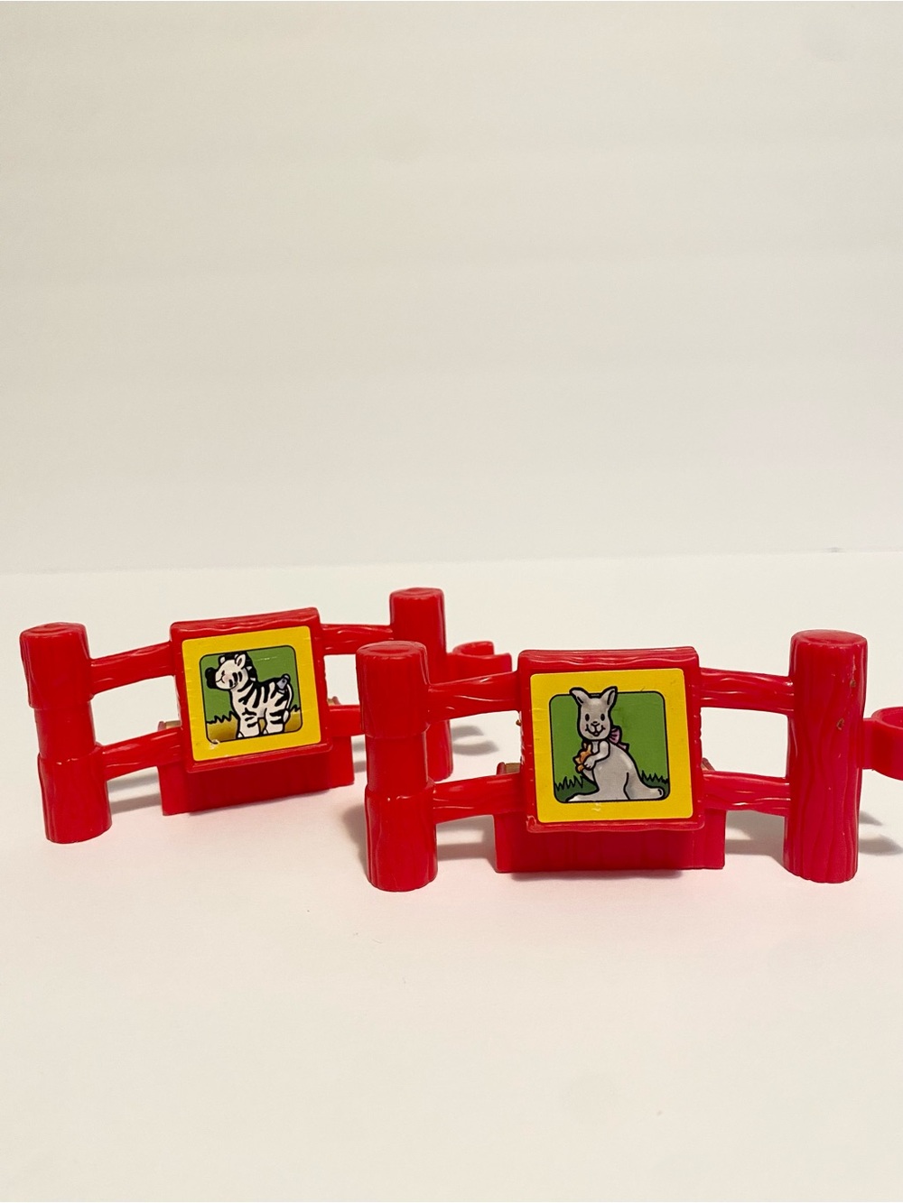 Little People Red Fence Zoo Zebra Kangaroo Animal Enclosure Fencing Lot 4/$20 🛑
